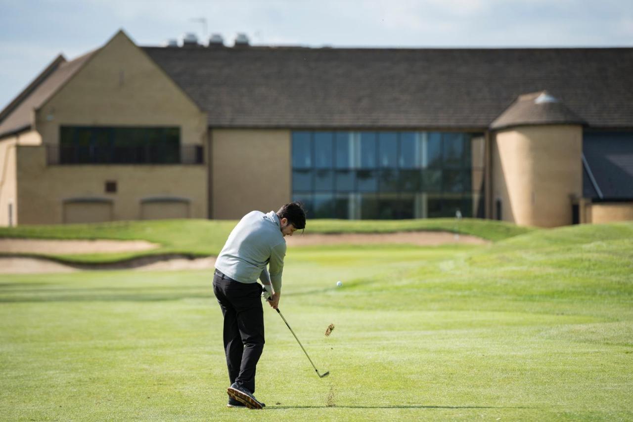 Bicester Hotel, Golf & Spa Екстериор снимка