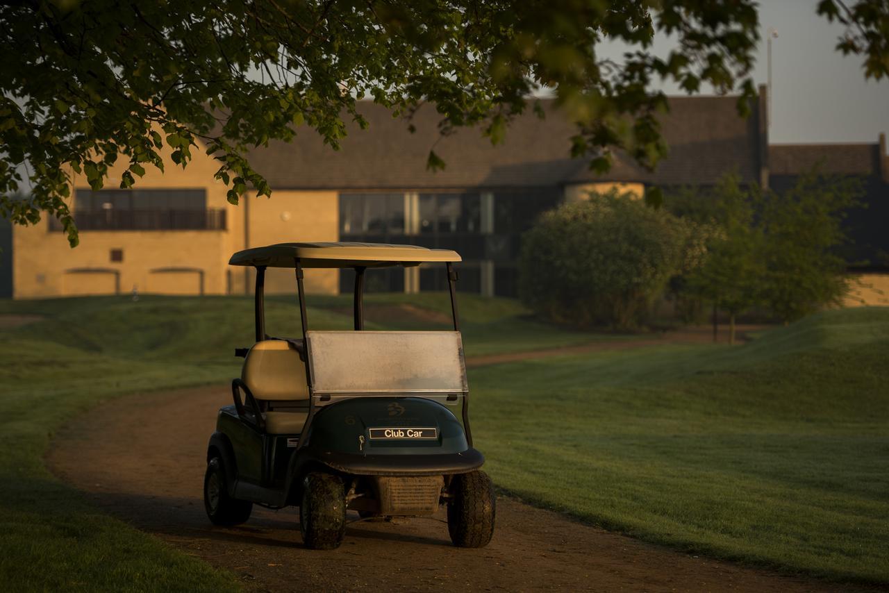Bicester Hotel, Golf & Spa Екстериор снимка