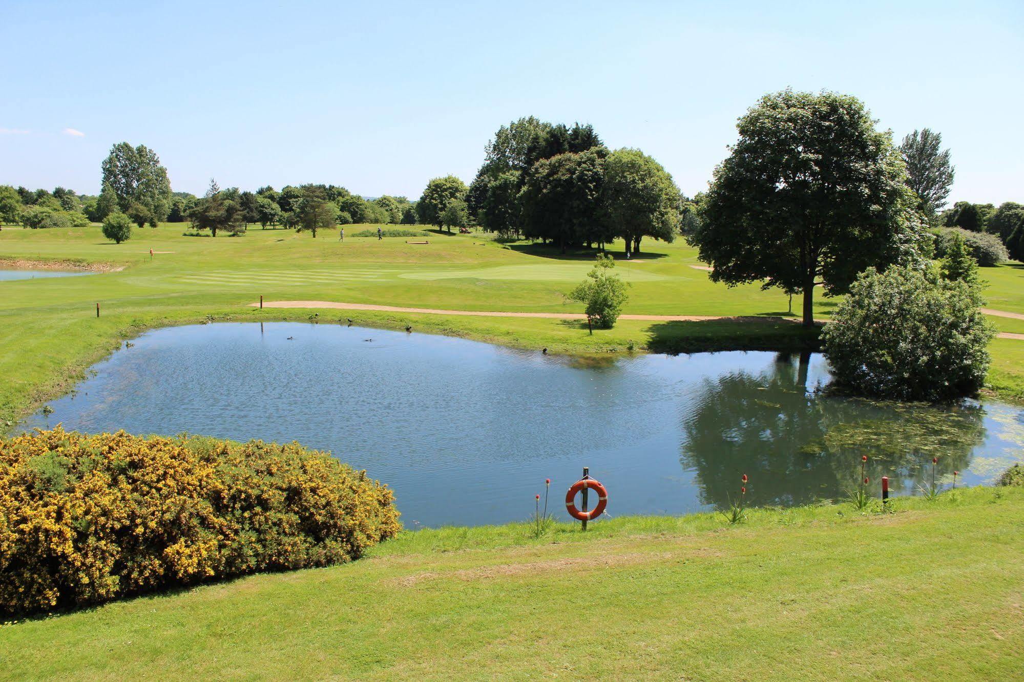 Bicester Hotel, Golf & Spa Екстериор снимка